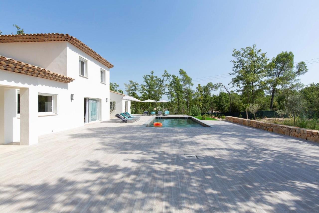 Superbe Villa Seillans La Grande Bastide Avec Piscine, Jardin, Climatisation Et Salle De Sport Luaran gambar